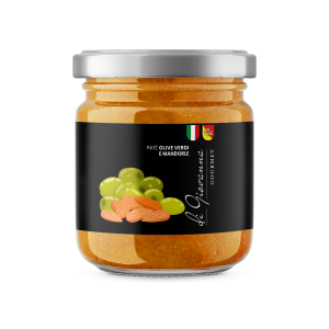 Patè aus grünen Oliven und Mandeln